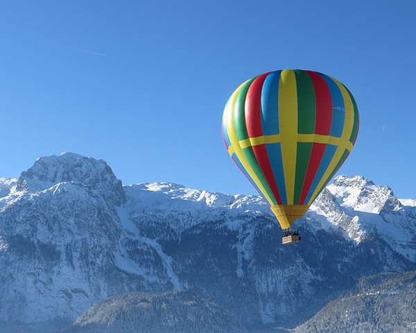 Winter balloon flight in Slovenia